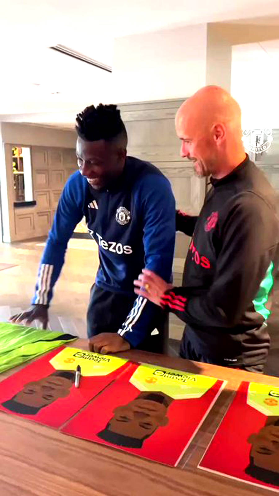 表现优异引爆全场！，JackeyLove意外战胜曼联观众掌声雷动(假面骑士black免费播放)