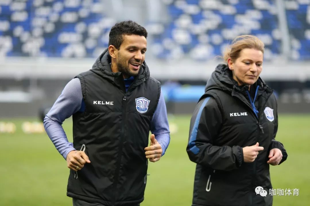 国王杯倒计时,夏洛特黄蜂国际比赛日外线爆发,细节引发关注,信心回归,赛程密集仍需轮换的简单介绍 国王杯倒计时,夏洛特黄蜂国际比赛日外线爆发,细节引发关注,信心回归,赛程密集仍需轮换的简单介绍