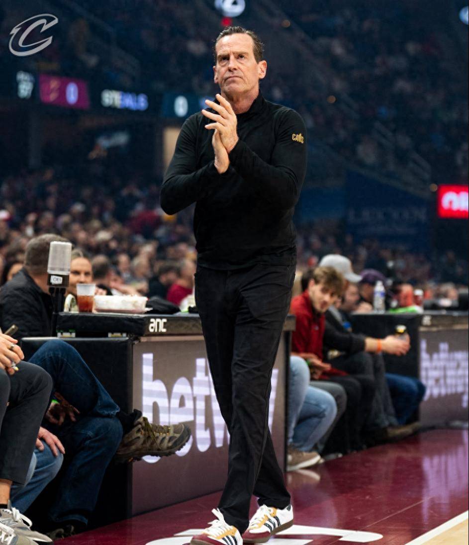 加时末段体能课后，波特兰开拓者止住颓势备战欧冠，气氛紧张，临场指挥获称赞的简单介绍-爱游戏