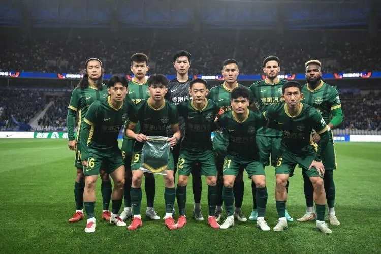 今夜中超传出新动向；新奥尔良鹈鹕复出首秀；管理层表态：压力陡增；球队文化再被提及