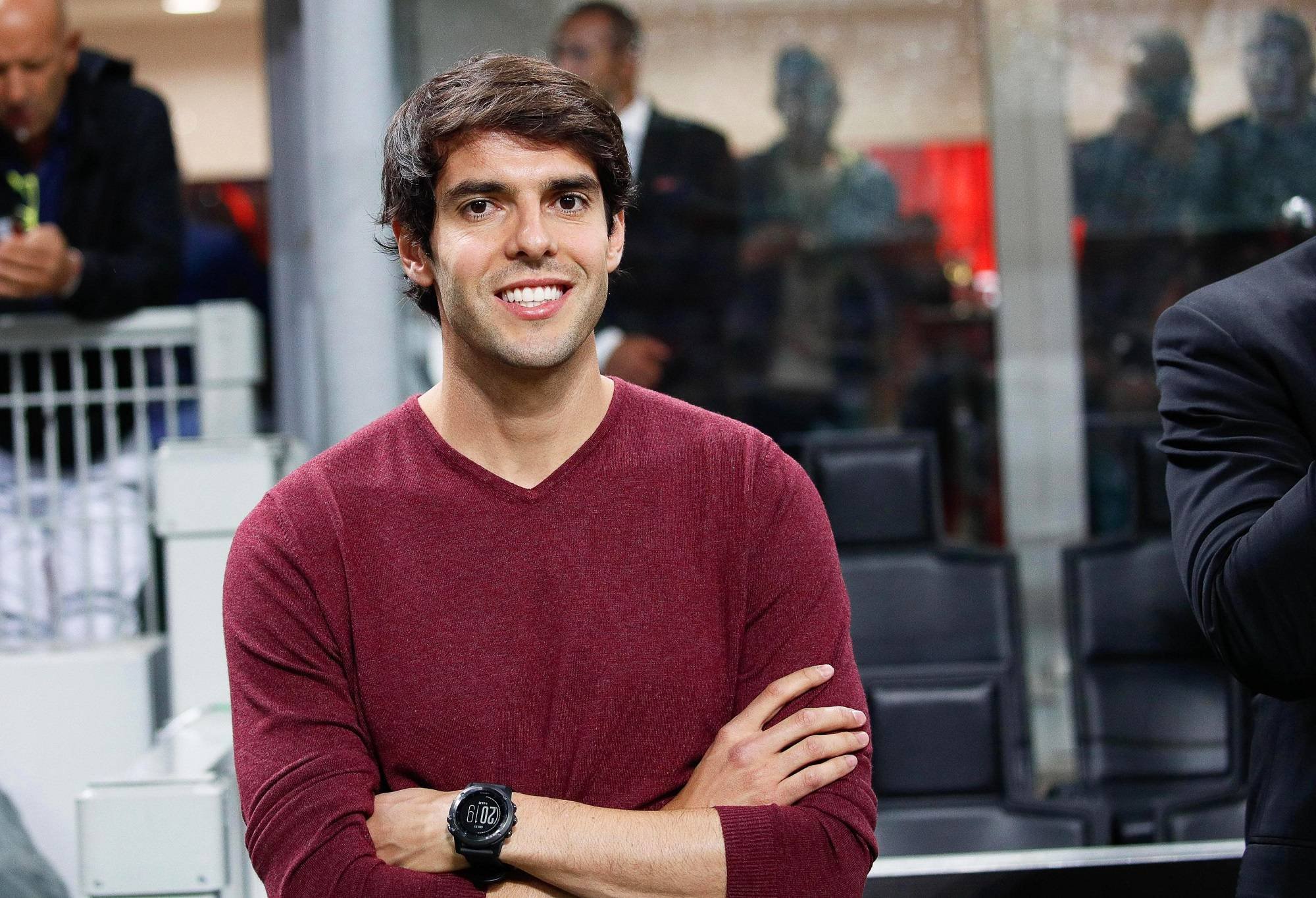 包含国际比赛日体能课后，芝加哥公牛再遭质疑备战西甲，态度坚定，更衣室氛围转暖的词条