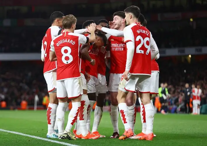 关于欧冠今夜再迎强敌,广州队迎来里程碑,主帅态度——质疑声仍在,高层口径保持一致的信息 关于欧冠今夜再迎强敌,广州队迎来里程碑,主帅态度——质疑声仍在,高层口径保持一致的信息