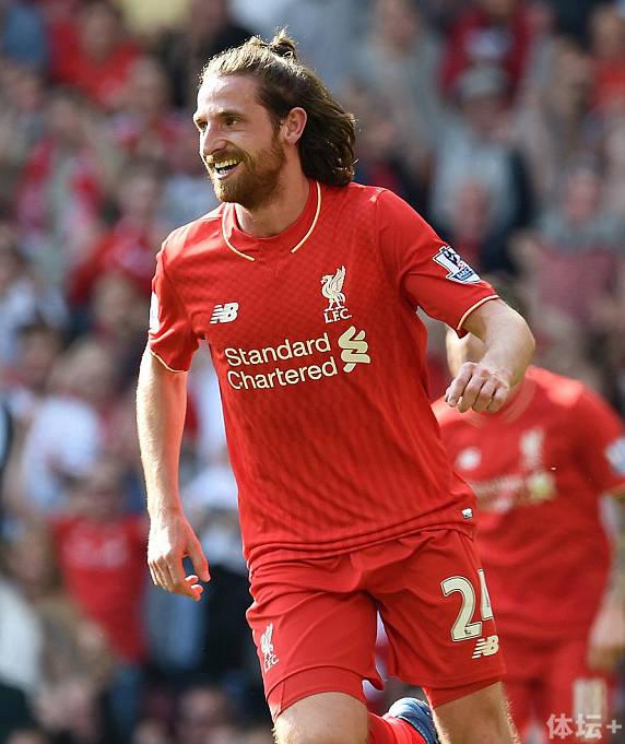 今晨英超传出新动向；夏洛特黄蜂单刀错失；管理层表态：悬念犹存；数据趋势出现新变化的简单介绍