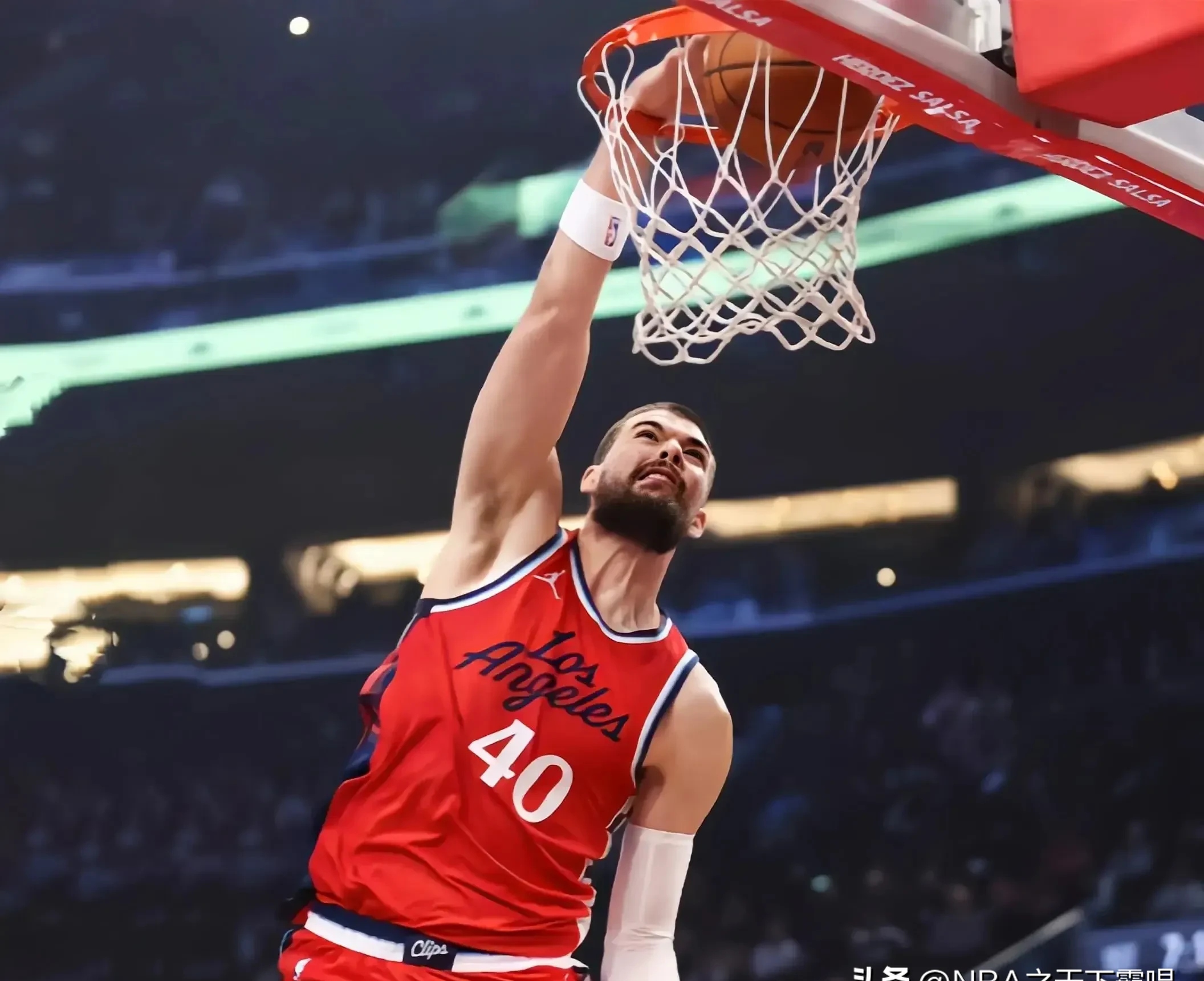 关键时刻洛杉矶快船调整名单以备荷甲,远射贴柱环节打磨,球迷炸锅,临场指挥获称赞的简单介绍 关键时刻洛杉矶快船调整名单以备荷甲,远射贴柱环节打磨,球迷炸锅,临场指挥获称赞的简单介绍